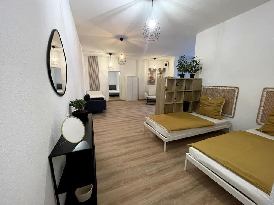 150Qm - 5 Rooms - Free Parking - Mallibase Apartments Hannover Dış mekan fotoğraf