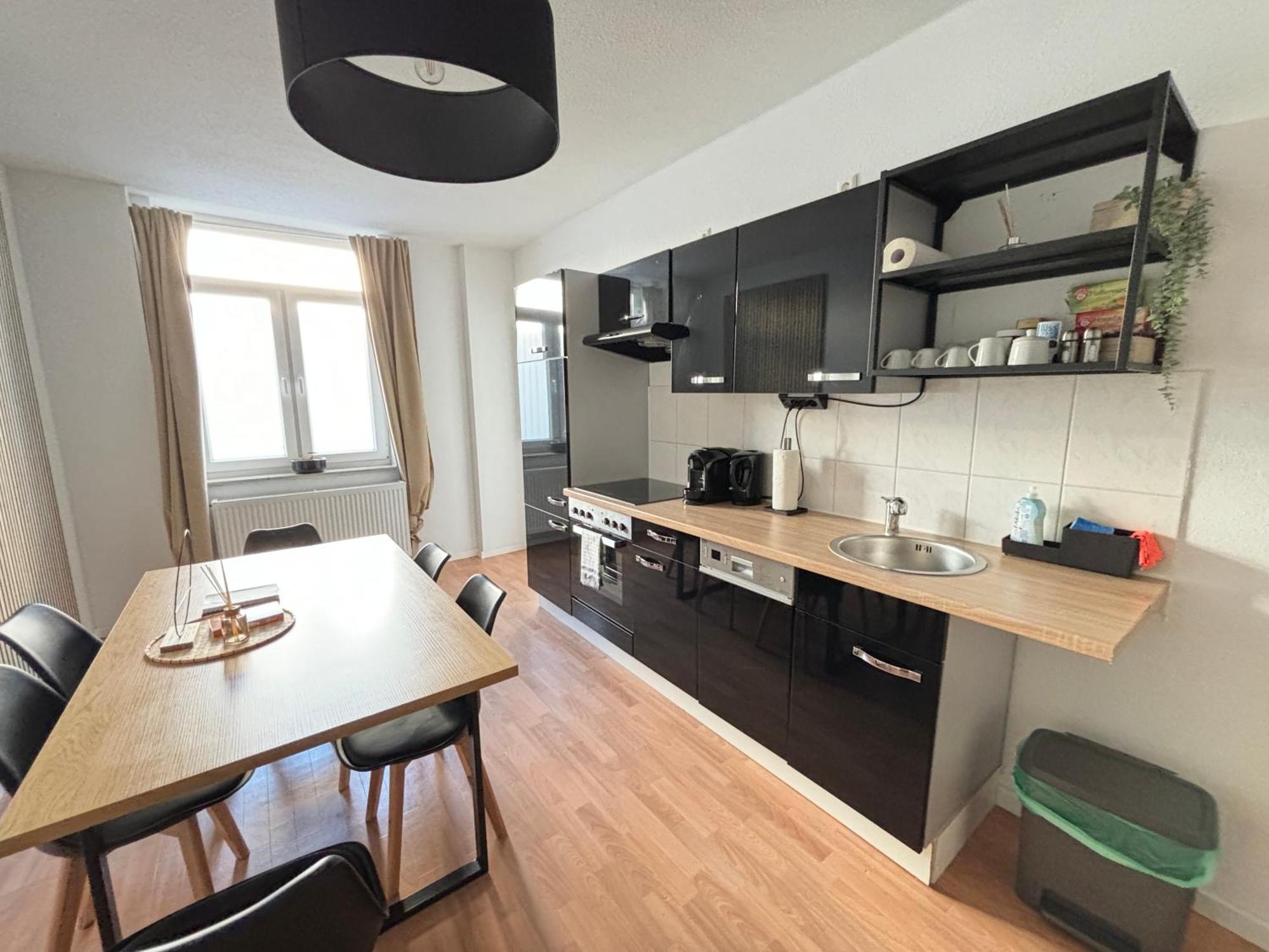 150Qm - 5 Rooms - Free Parking - Mallibase Apartments Hannover Dış mekan fotoğraf